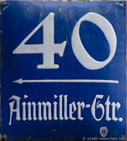 Hausnummer - AinmillerstraÃe