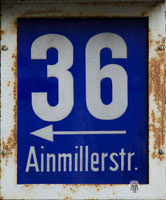 Hausnummer - AinmillerstraÃe